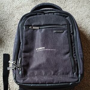 Samsonite Promotional Charcoal Gray Men's Backpack / Laptop Case.